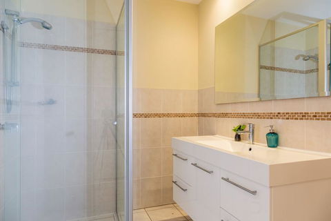 HARBOUR LIGHTS - Ulladulla - Kempsey Accommodation 2
