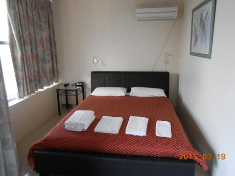 Harringtons102 - Kempsey Accommodation 3