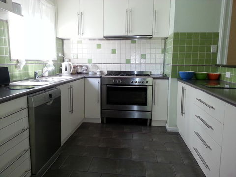 HEALESVILLE GETAWAY - Kempsey Accommodation 2