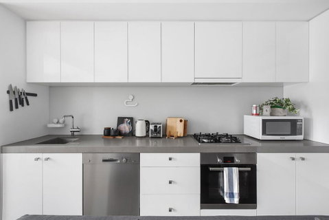 Heart Of Windsor Apartment By Ready Set Host - Kempsey Accommodation 3