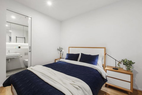 Heart Of Windsor Apartment By Ready Set Host - Kempsey Accommodation 1