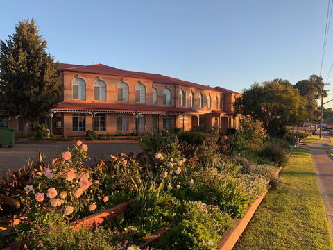 Heritage Motor Inn Goulburn - Kempsey Accommodation 0