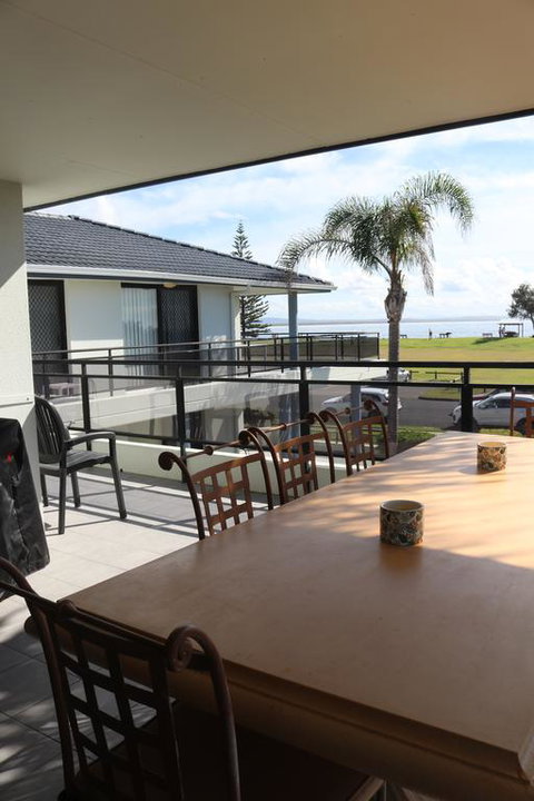 Hi Surf Unit 3, 92 Head St, Forster - Kempsey Accommodation 3