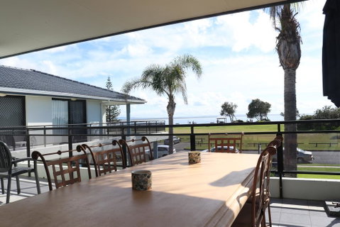 Hi Surf Unit 3, 92 Head St, Forster - Kempsey Accommodation 1