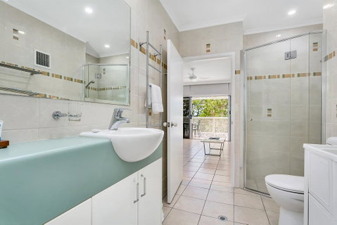 Hibiscus In Marlin Waters Palm Cove - Kempsey Accommodation 3