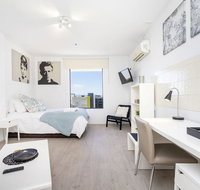High in the sky Executive - Kempsey Accommodation