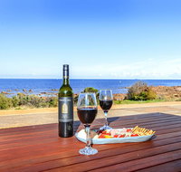 High Tide - Wallaroo Beachfront Property - Pet-Friendly - Kempsey Accommodation