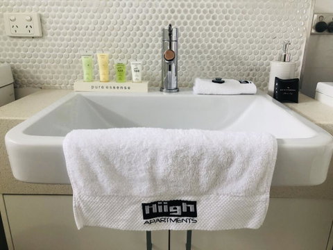 Hiigh Apartments - Kempsey Accommodation 2