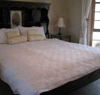 Hill Top Country Guest House - Kempsey Accommodation