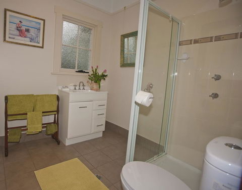 Hillside Cottage - Kempsey Accommodation 2