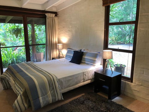 Hinterland Hideaway - Kempsey Accommodation 1