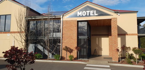 Hogans Motel - Kempsey Accommodation 0