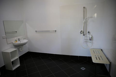 Honeybee - Country Accommodation - Kempsey Accommodation 2