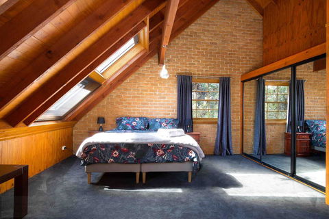 Honeysett Lodge - Kempsey Accommodation 2