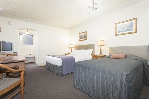 Hotel Bruce County - Kempsey Accommodation 3