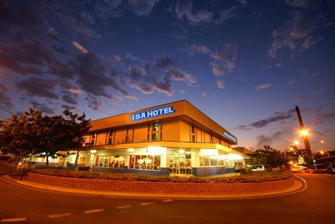 Isa Hotel - Kempsey Accommodation 0