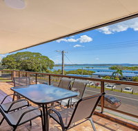 Island View 4 -Opposite Wallis Lake - Kempsey Accommodation