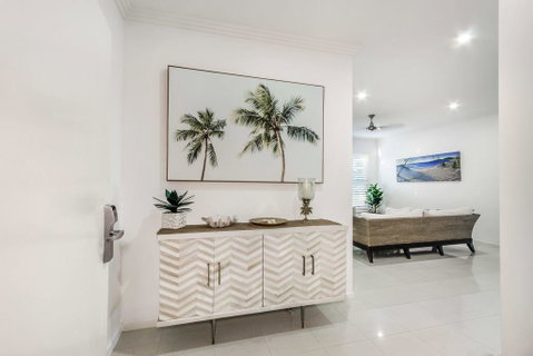 Island Views - Kempsey Accommodation 3