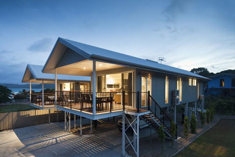 Island Villas & Apartments - Kempsey Accommodation 1