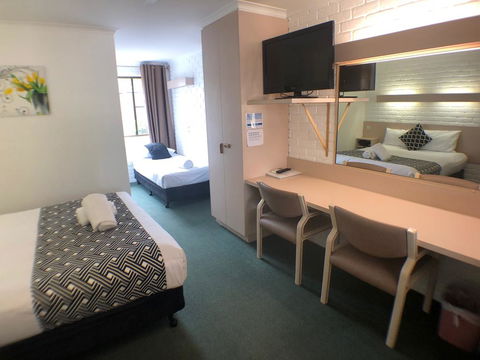 Jacaranda Place Motor Inn - Kempsey Accommodation 1