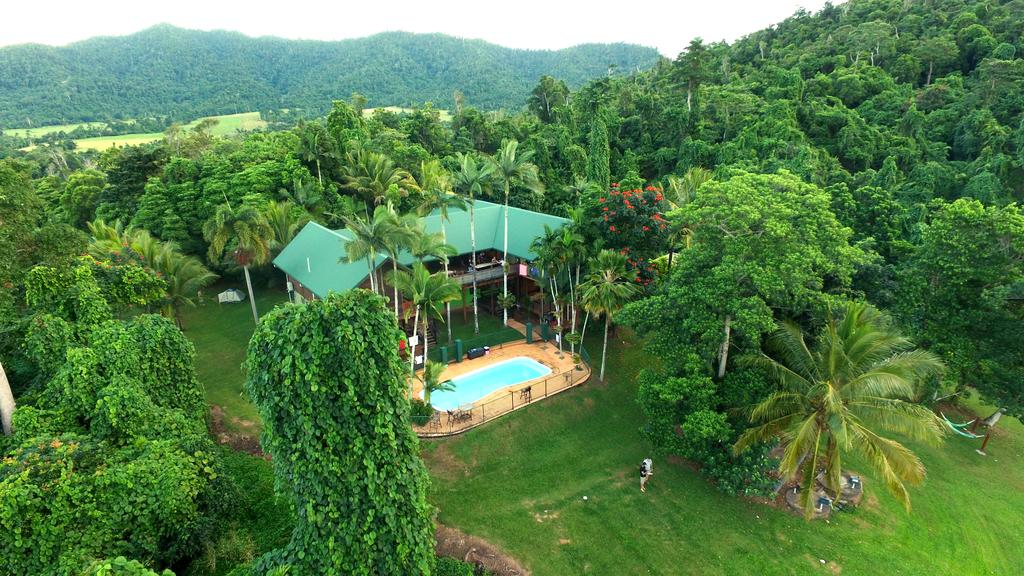 Bingil Bay QLD Kempsey Accommodation