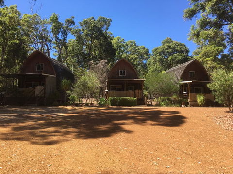 Jarrah Glen Cabins - Kempsey Accommodation 0