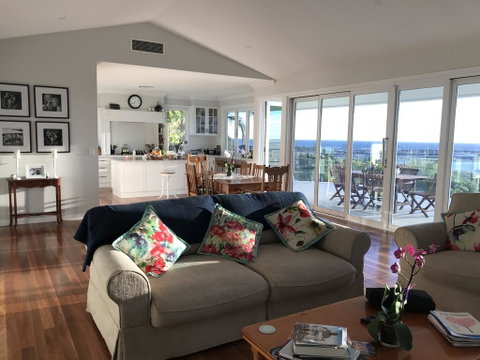 Jetty Beach Splendour Apartment - Kempsey Accommodation 1