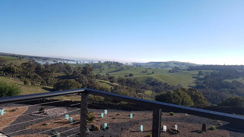 Jinji's Edge Escape - Kempsey Accommodation 2
