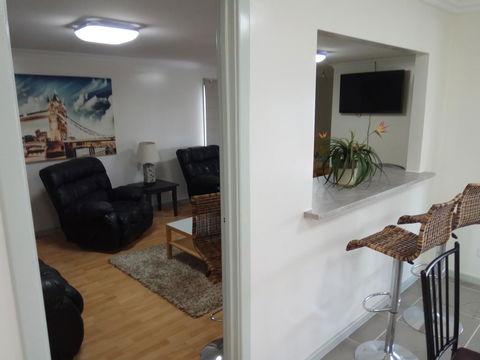 Joy On Joyce - Kempsey Accommodation 2