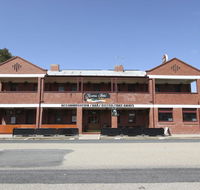 Kaneira Hotel - Kempsey Accommodation