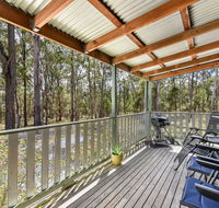 Kangaroo Cottage - cute Accom in bushland setting - Kempsey Accommodation