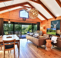 Kangaroo Valley Timber Cabin - Kempsey Accommodation