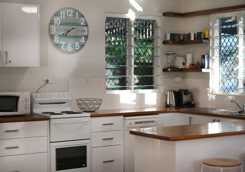Kennedy Cottage - Kempsey Accommodation 3