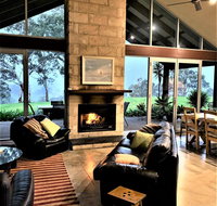 Kenwood Bank Vineyard Retreat - Kempsey Accommodation