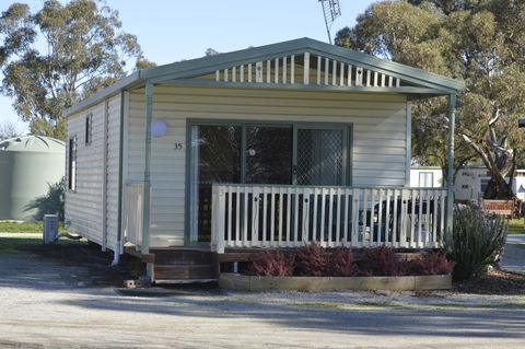 Kerang Cabins - Kempsey Accommodation 0