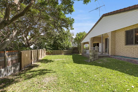 Kingfisher - Kempsey Accommodation 0