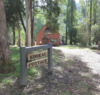 Kookas Cottage - Kempsey Accommodation