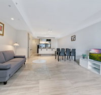 KOZYGURU HAYMARKET SYDNEY CITY VIEW 2 BED STUNNING APT NHA178-1206 - Kempsey Accommodation