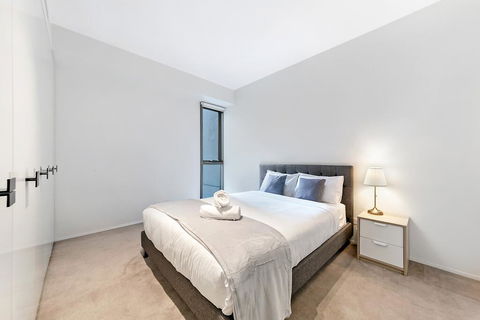 KOZYGURU HAYMARKET SYDNEY CITY VIEW 2 BED STUNNING APT NHA178-1206 - Kempsey Accommodation 2