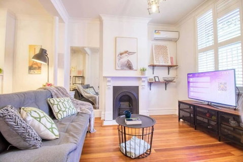 KOZYGURU Surry Hill 3 Bed Terrace Walk To Central Station - Kempsey Accommodation 2