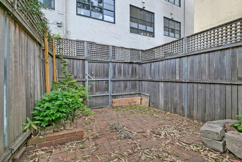 KOZYGURU SURRY HILLS COZY 3 BED TERRACE MINS WALK TO CBD NSH095 - Kempsey Accommodation 2