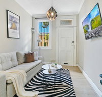 KOZYGURU SYDNEY CBD DARLINGHURST SPLIT LEVEL 2 BEDROOM TOWNHOUSE NDA023 - Kempsey Accommodation