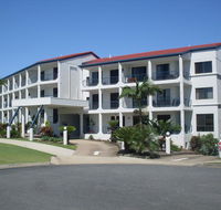 L'Amor Holiday Apartments - Kempsey Accommodation