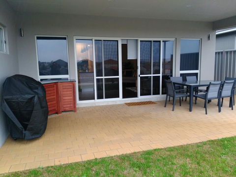 Laguna View - Kempsey Accommodation 1