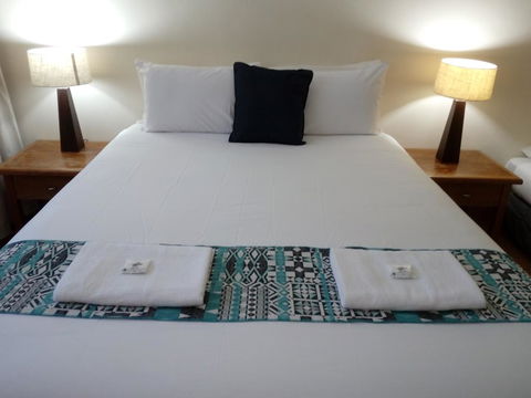 Lake Central Cairns - Kempsey Accommodation 3