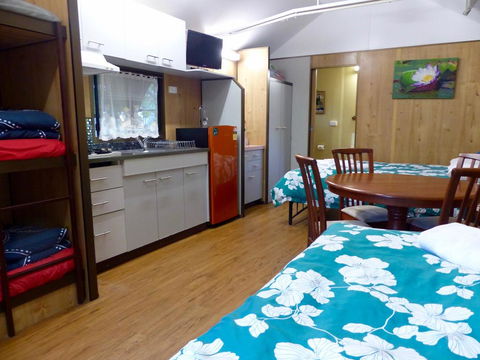 Lake Eacham Tourist Park & Cabins - Kempsey Accommodation 0