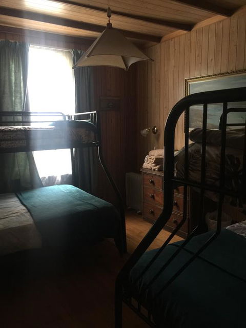 Lake Leake Inn - Kempsey Accommodation 3