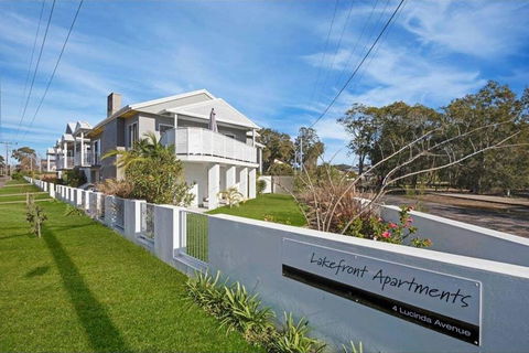 Lakefront Peace Apartments Studio 4 - Kempsey Accommodation 2