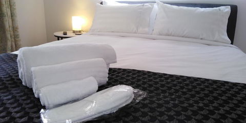 Lakeside Retreat & Business - Kempsey Accommodation 2