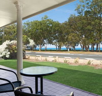 Large family waterfront home with room for a boat - Welsby Pde Bongaree - Kempsey Accommodation